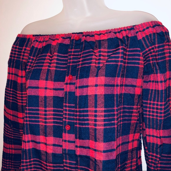 Plaid Flannel Print Off the Shoulder Button Shirt - Picture 2 of 5